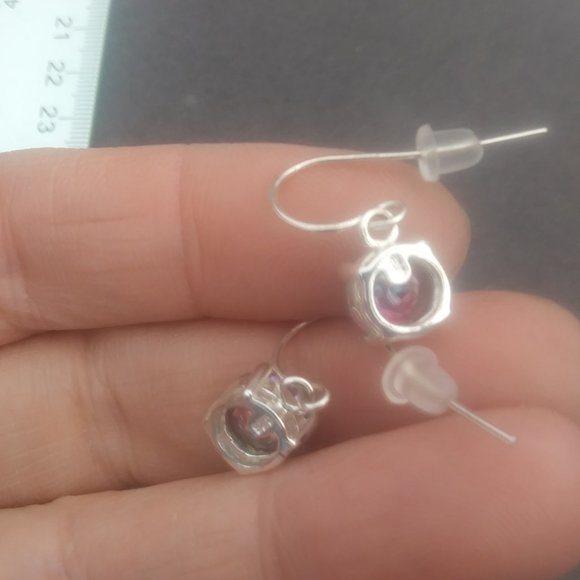 925 hook style  earrings with sparkly stone prong set open back - Picture 14 of 16